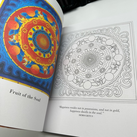 Color and crayons, coloring books - Picture 10 of 16